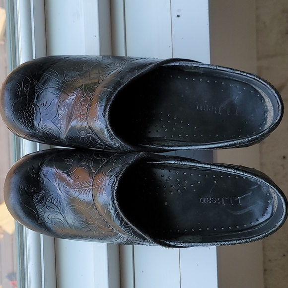 LL Bean clogs - Picture 5 of 5